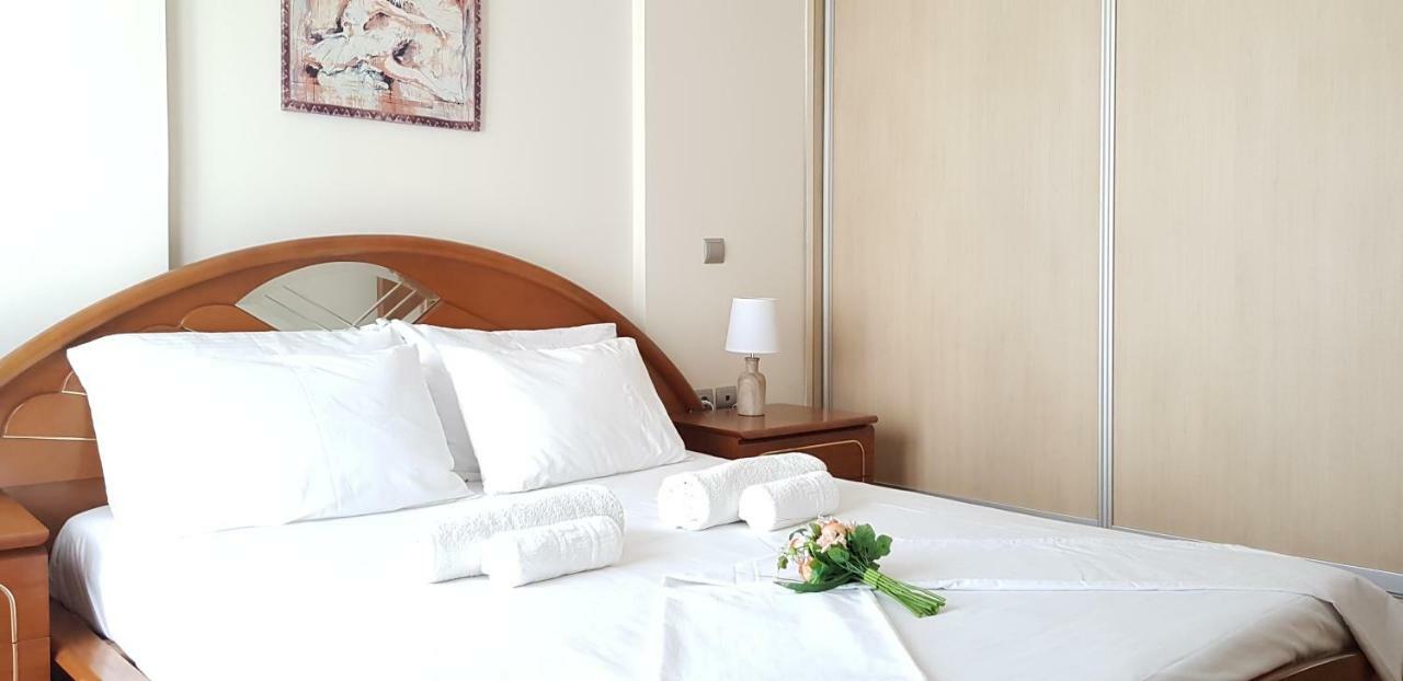 Corinthian Luxury Apartment מראה חיצוני תמונה
